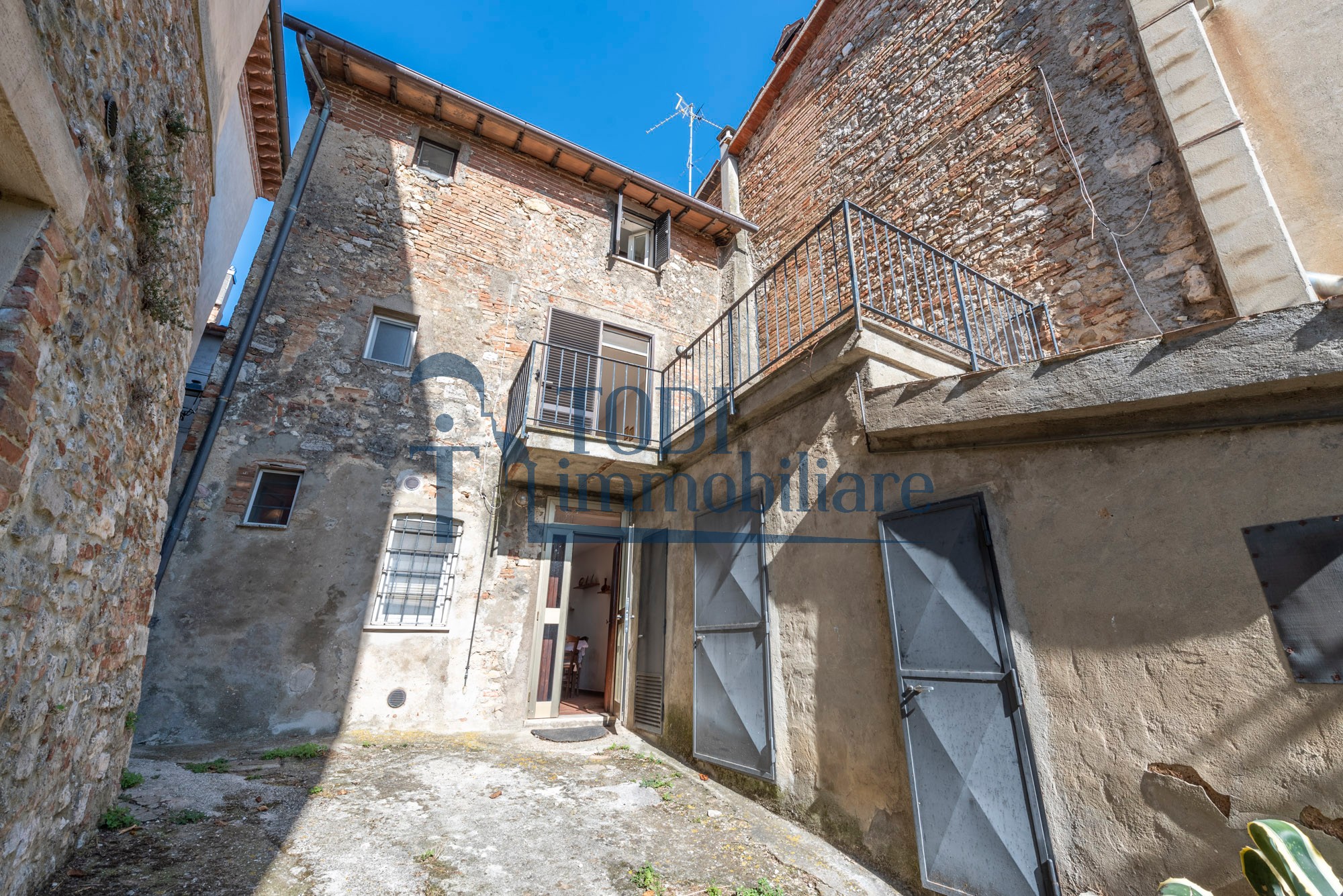 Cielo-Terra la terrazza - Todi Immobiliare