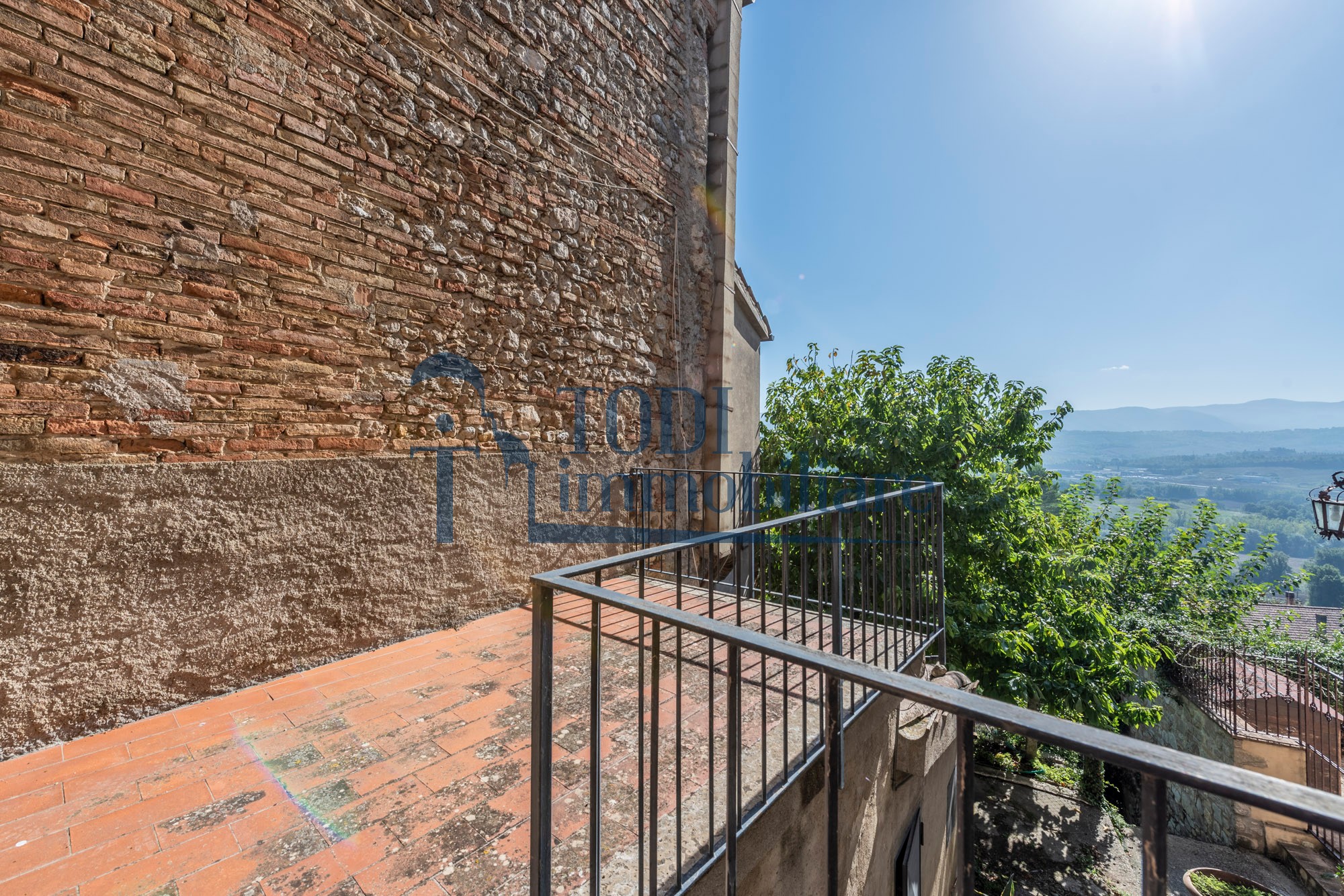 Cielo-Terra la terrazza - Todi Immobiliare