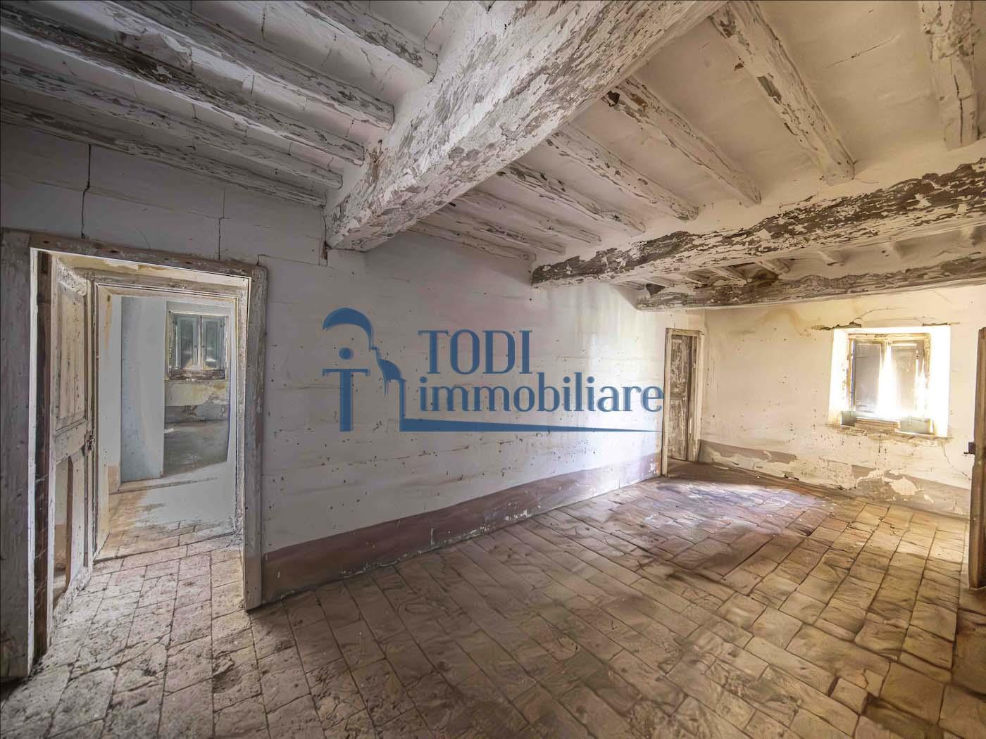 Casa Colonica La Costa - Todi Immobiliare