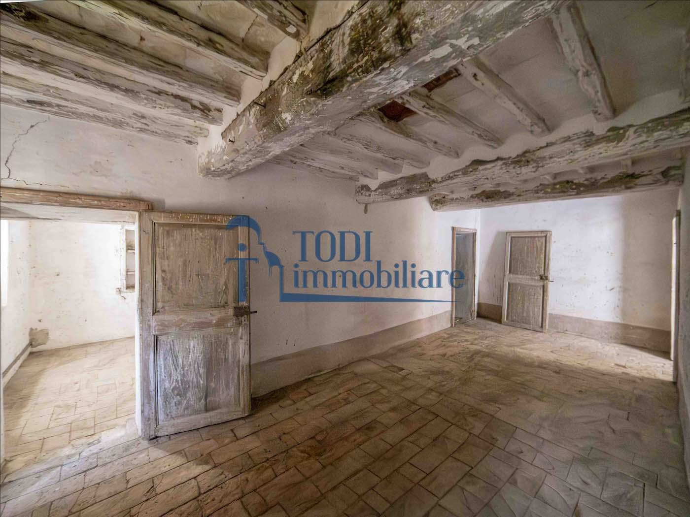 Casa Colonica La Costa - Todi Immobiliare