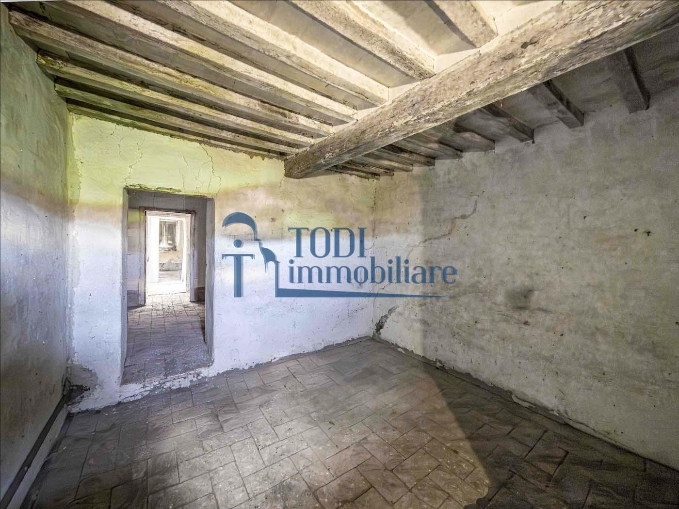 Casa Colonica La Costa - Todi Immobiliare