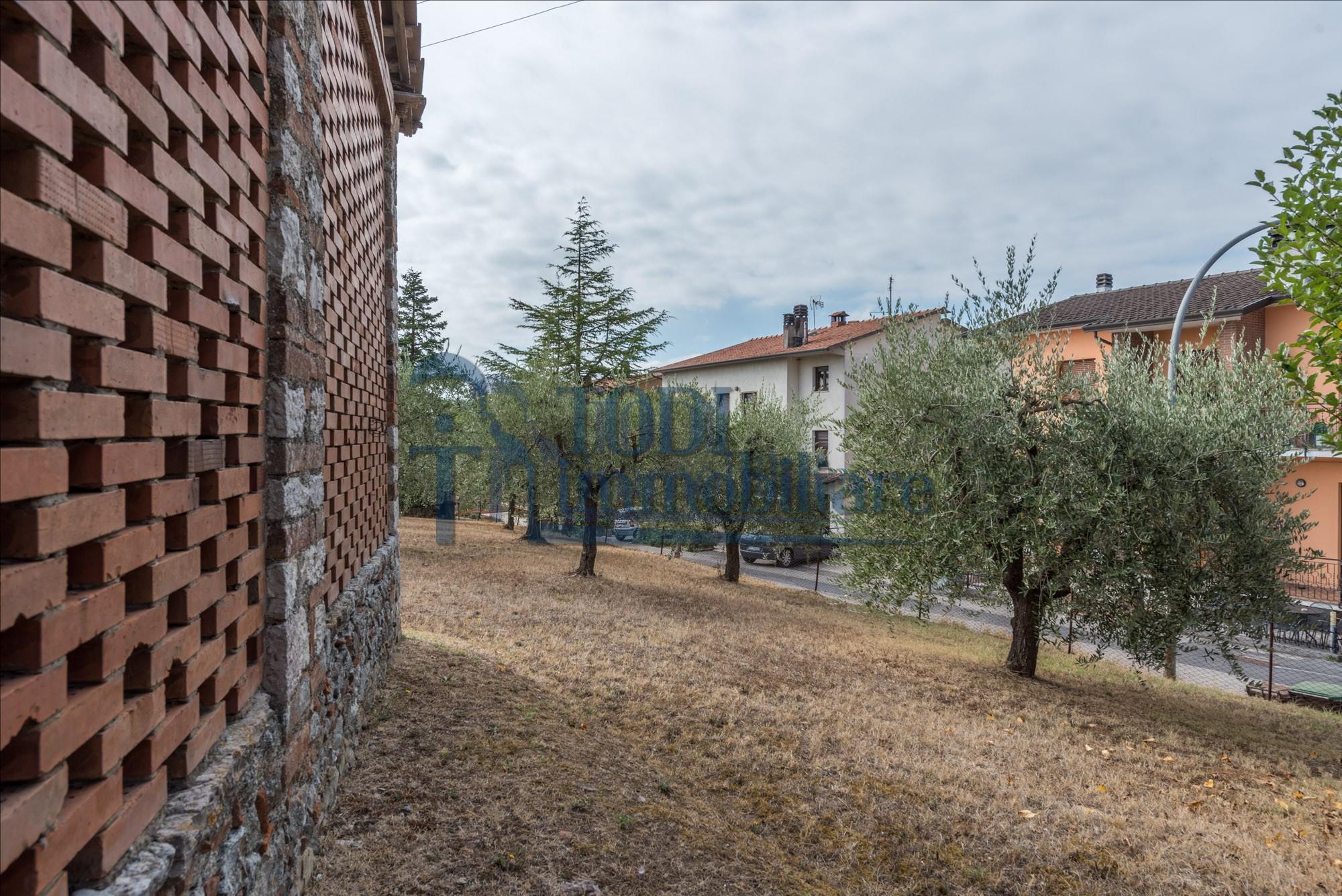 Casale Il Farnese - Todi Immobiliare