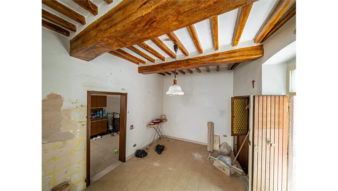 Todi Centro - deliziosa Casa da risistemare 70 Mq - Todi Immobiliare