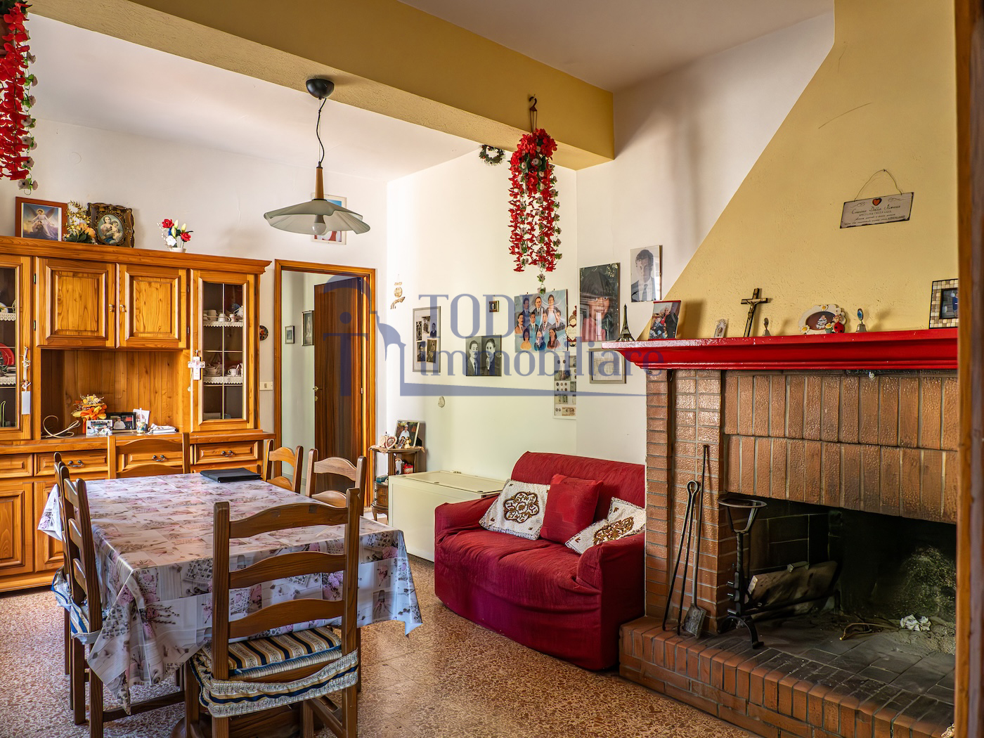 Porzione di Casa in Vendita a Todi (PG) - Todi Immobiliare