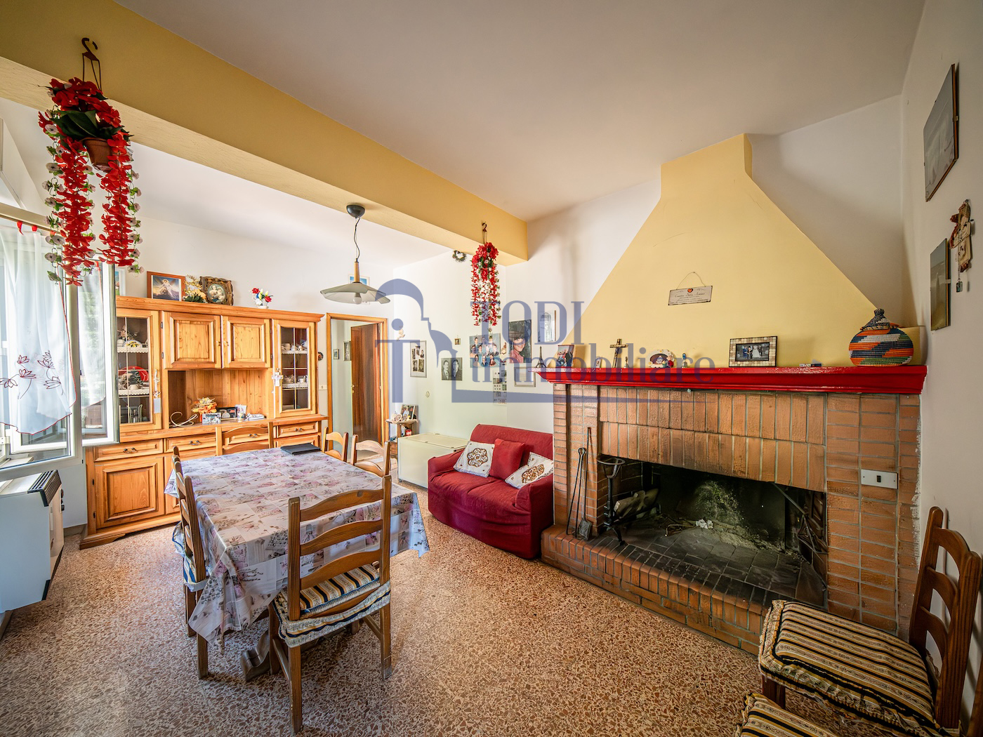 Porzione di Casa in Vendita a Todi (PG) - Todi Immobiliare