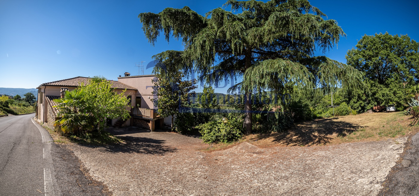 Porzione di Casa in Vendita a Todi (PG) - Todi Immobiliare