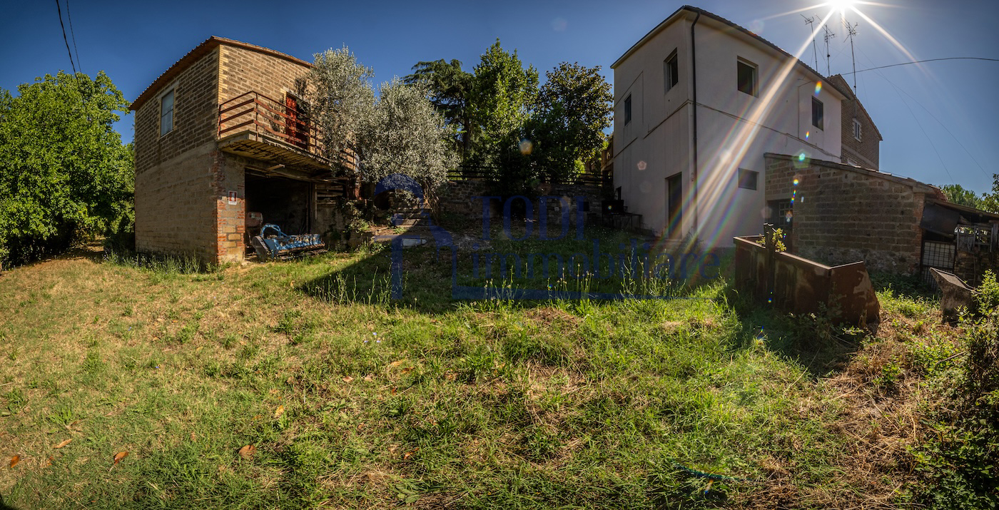 Porzione di Casa in Vendita a Todi (PG) - Todi Immobiliare