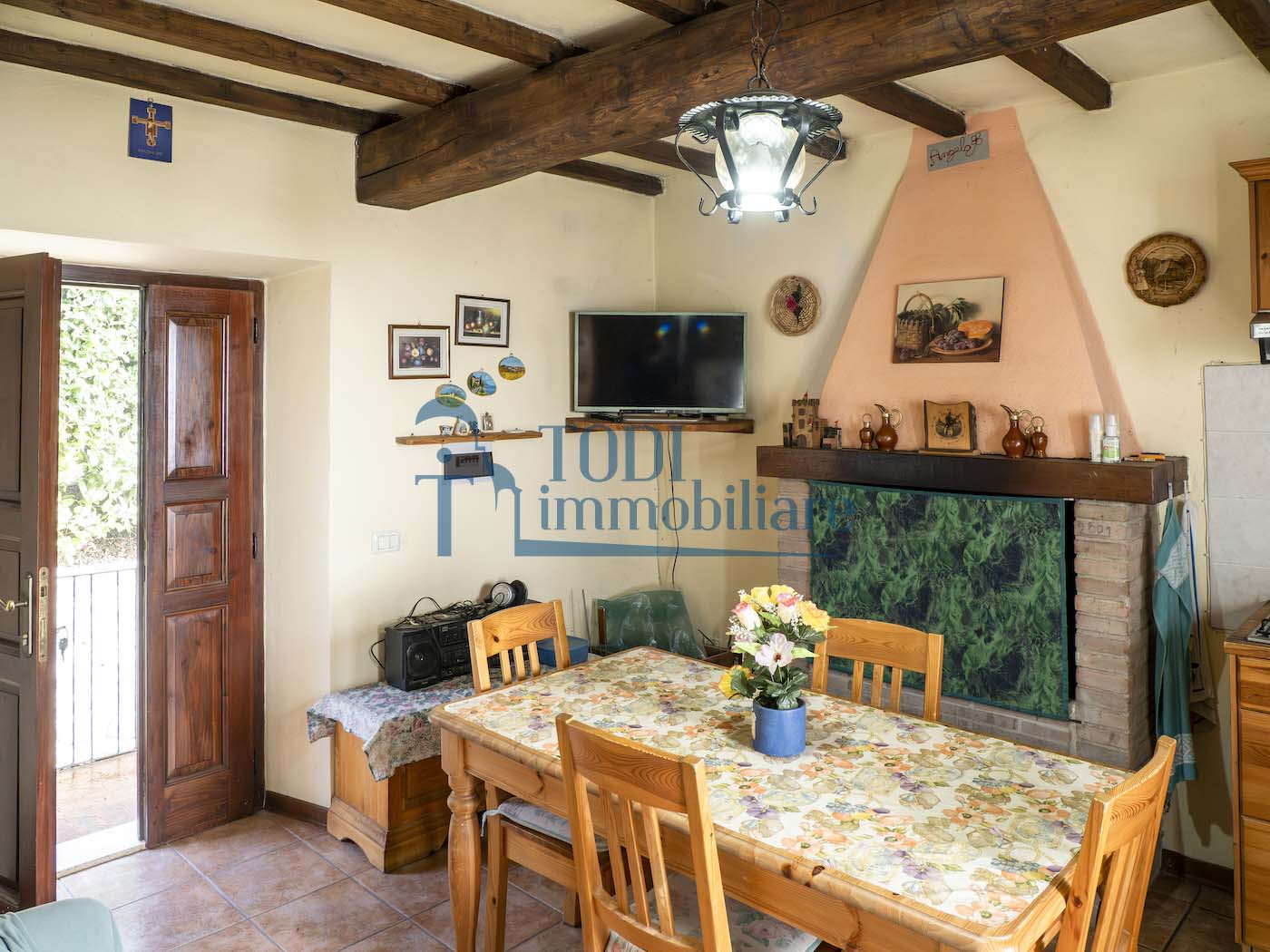Camerata, 06059 Todi (PG) - Todi Immobiliare