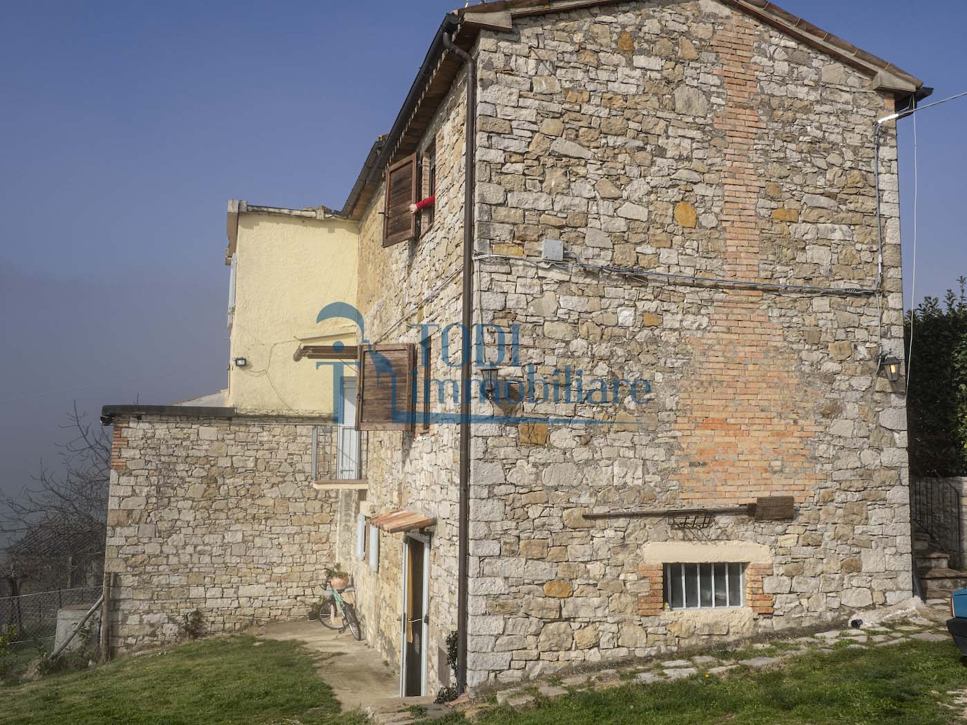 Camerata, 06059 Todi (PG) - Todi Immobiliare