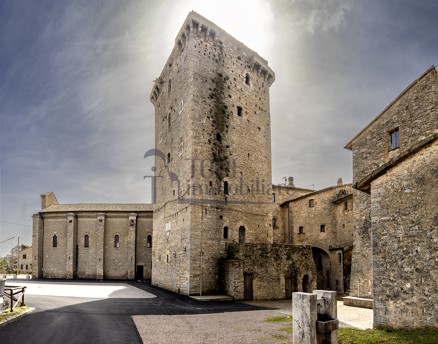Castello di Grutti - Todi Immobiliare