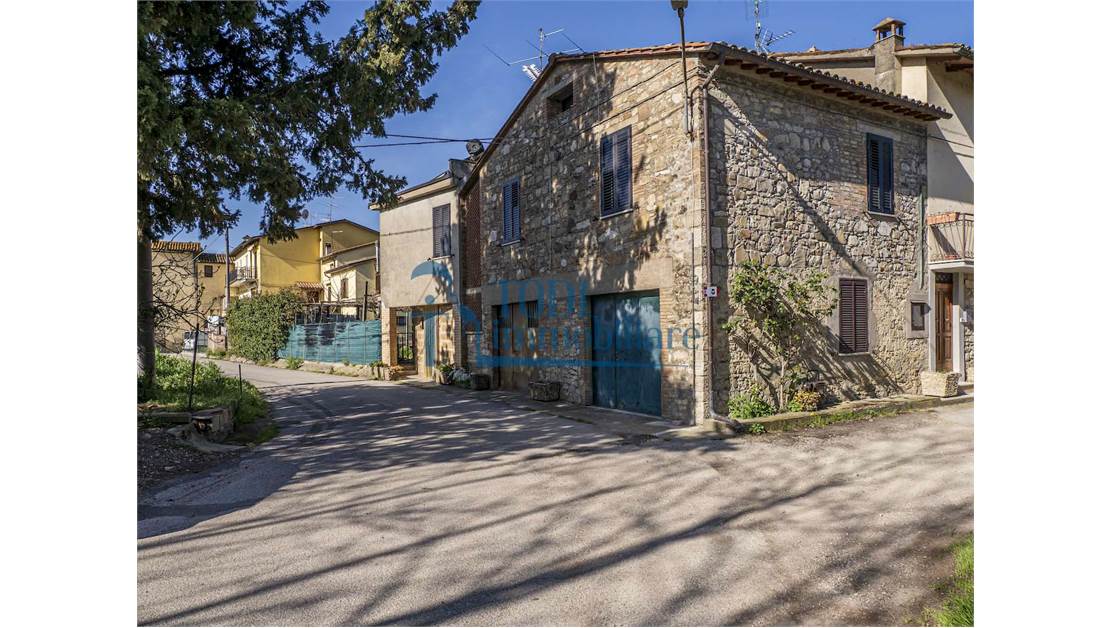 Porzione di casa con Giardino/Orto privato - Todi Immobiliare