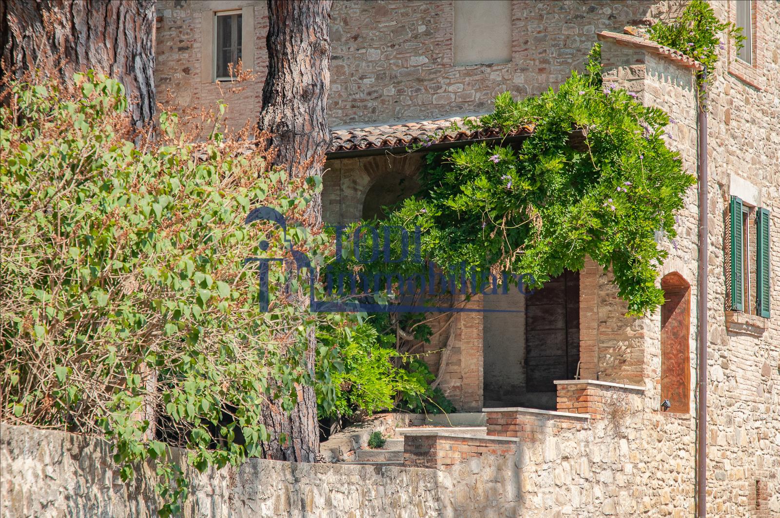 Pian Di San Martino, 06059 Todi (PG) - Todi Immobiliare