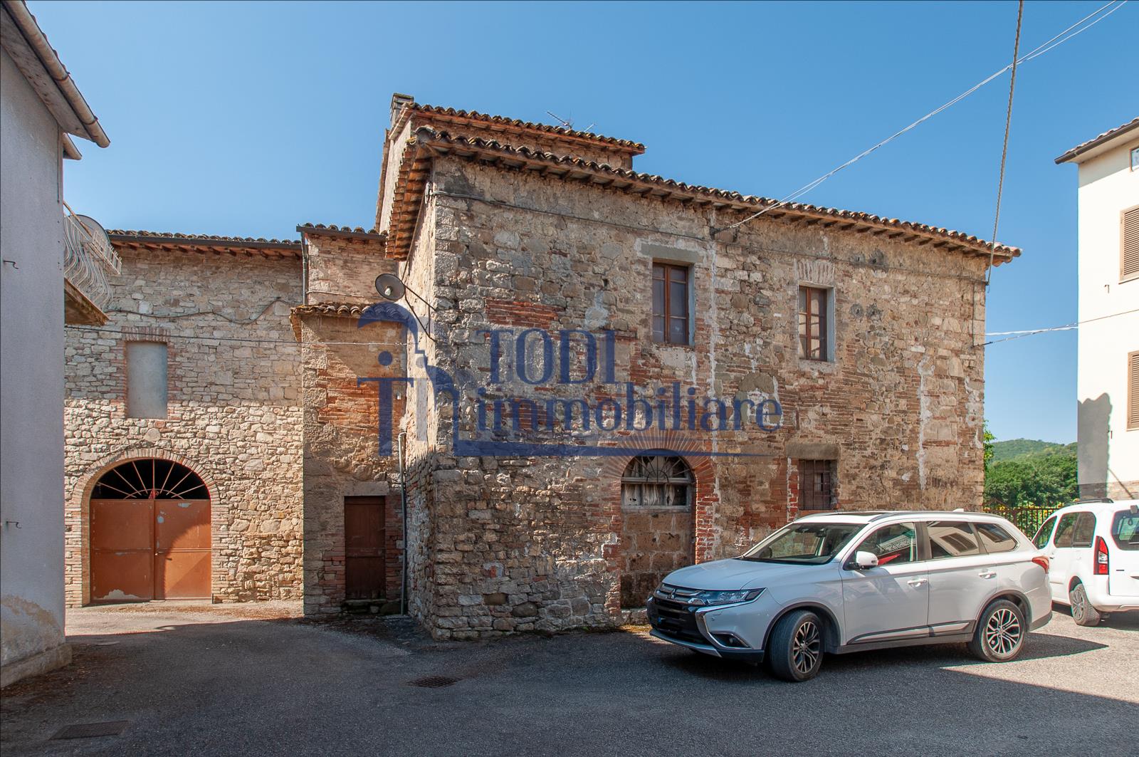 Pian Di San Martino, 06059 Todi (PG) - Todi Immobiliare