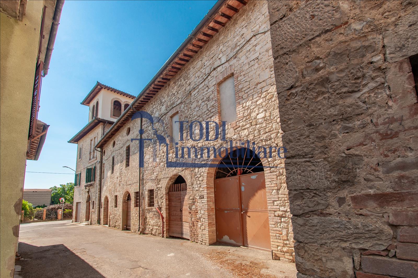 Pian Di San Martino, 06059 Todi (PG) - Todi Immobiliare