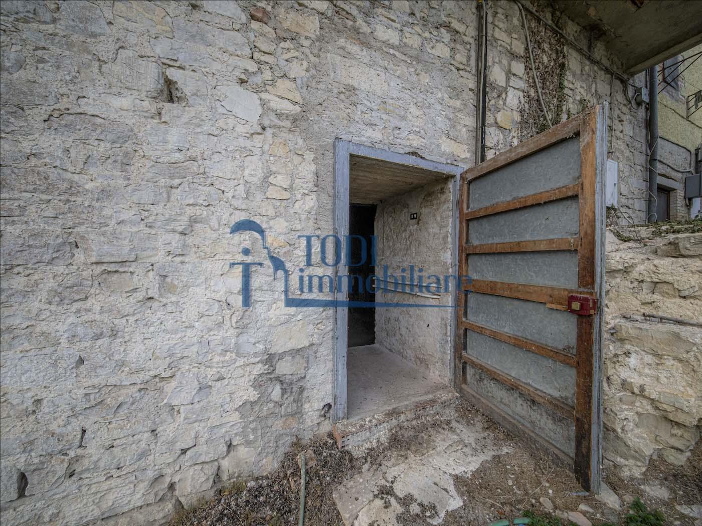 Torregentile, 06059 Todi (PG) - Todi Immobiliare