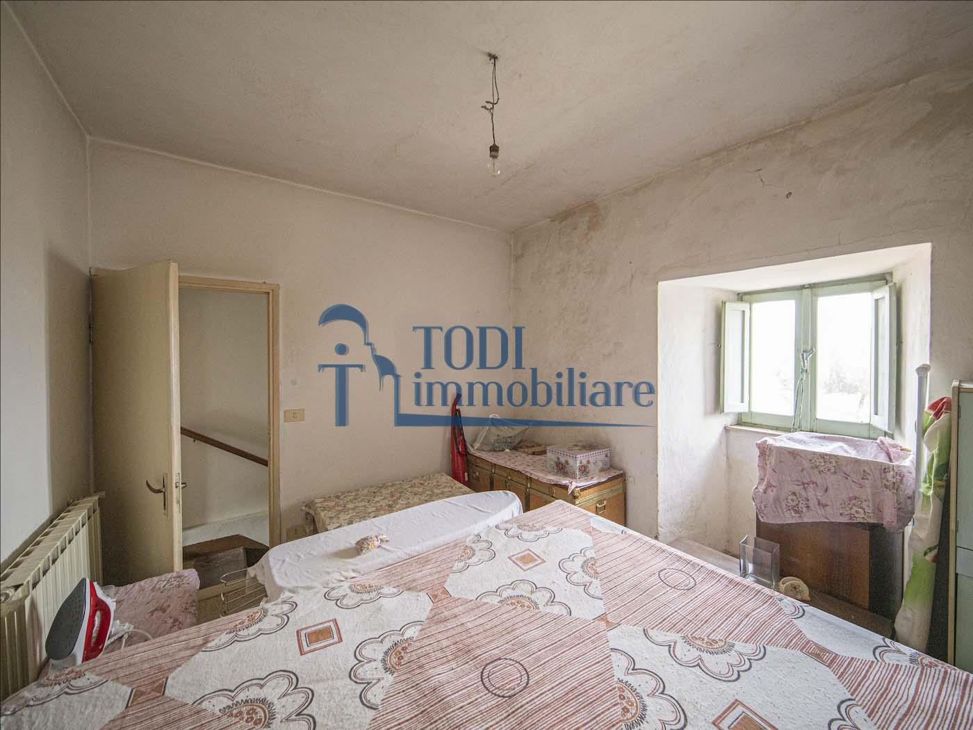 Torregentile, 06059 Todi (PG) - Todi Immobiliare