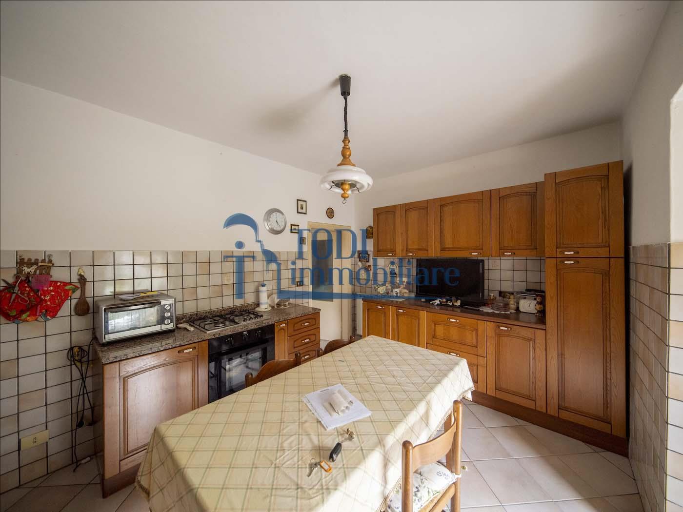 Torregentile, 06059 Todi (PG) - Todi Immobiliare