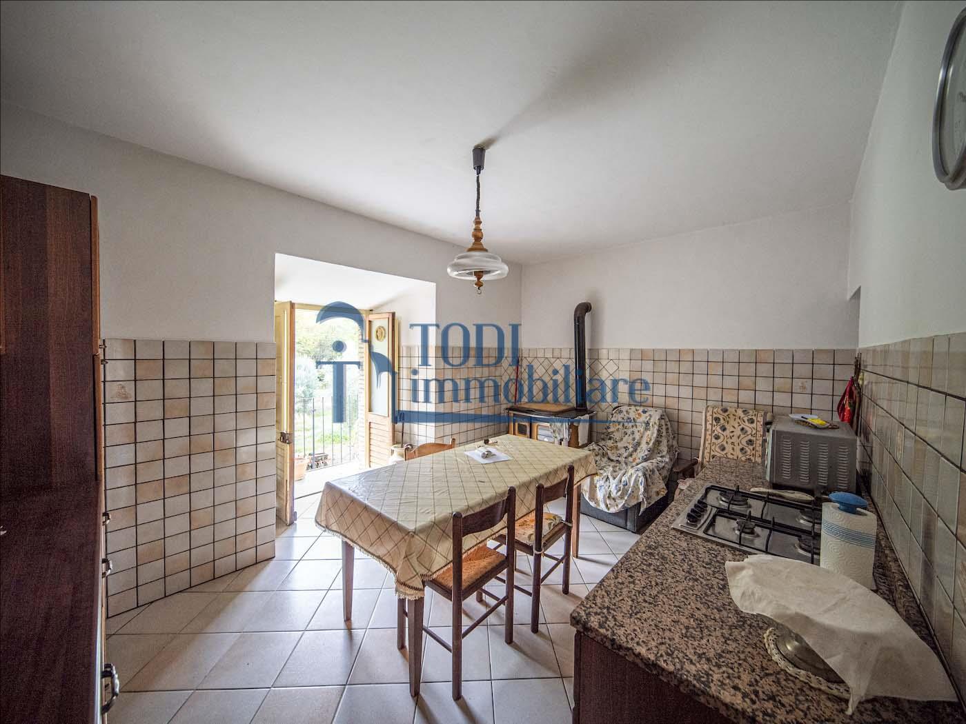 Torregentile, 06059 Todi (PG) - Todi Immobiliare