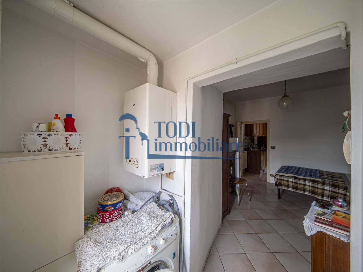 Torregentile, 06059 Todi (PG) - Todi Immobiliare