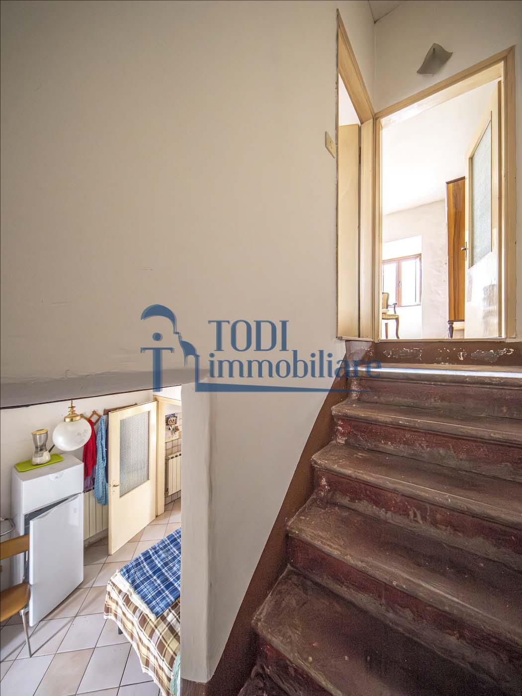 Torregentile, 06059 Todi (PG) - Todi Immobiliare