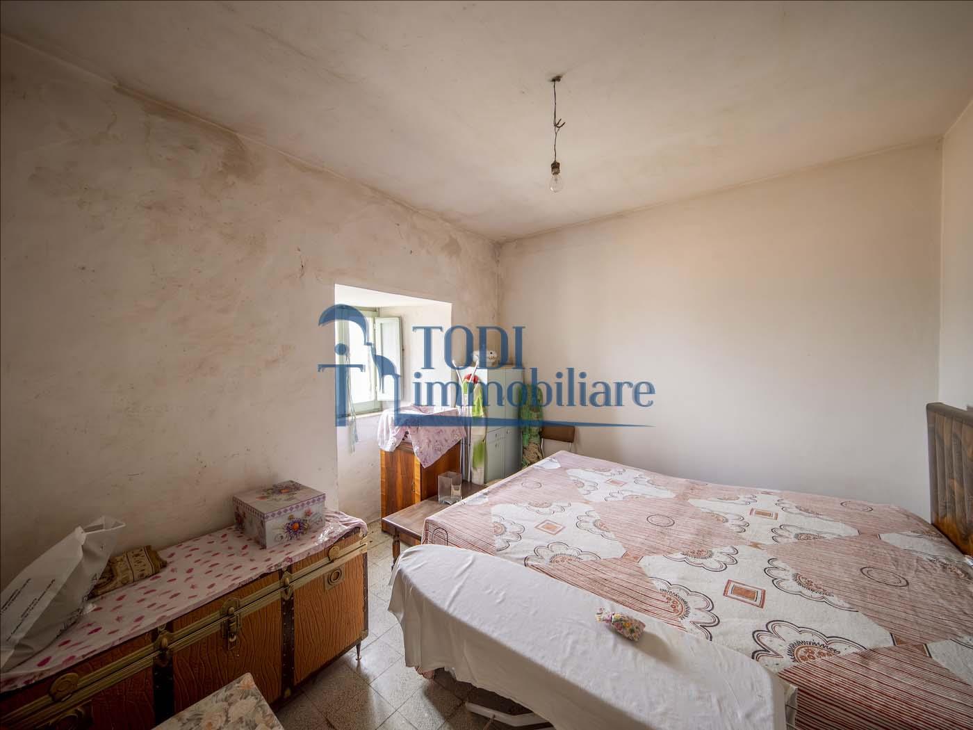 Torregentile, 06059 Todi (PG) - Todi Immobiliare