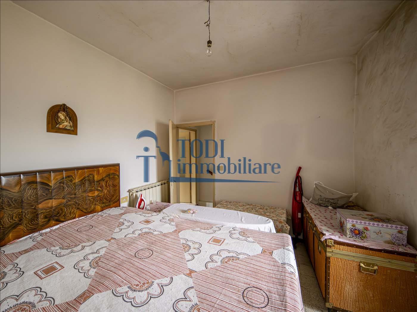 Torregentile, 06059 Todi (PG) - Todi Immobiliare