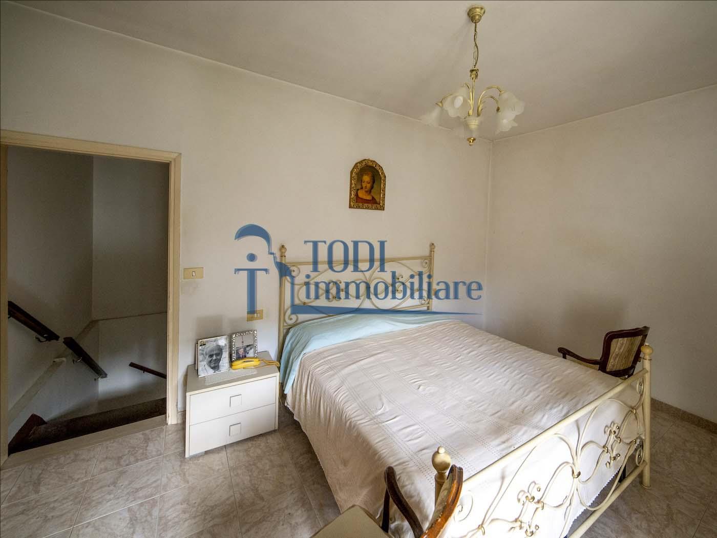 Torregentile, 06059 Todi (PG) - Todi Immobiliare