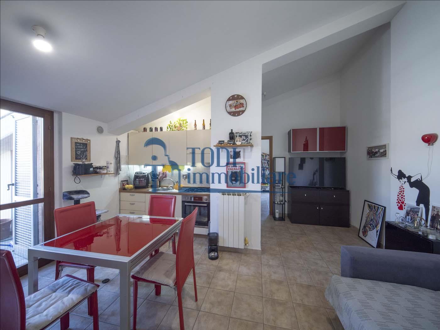 Appartamento con Terrazzo e Garage - Todi Immobiliare