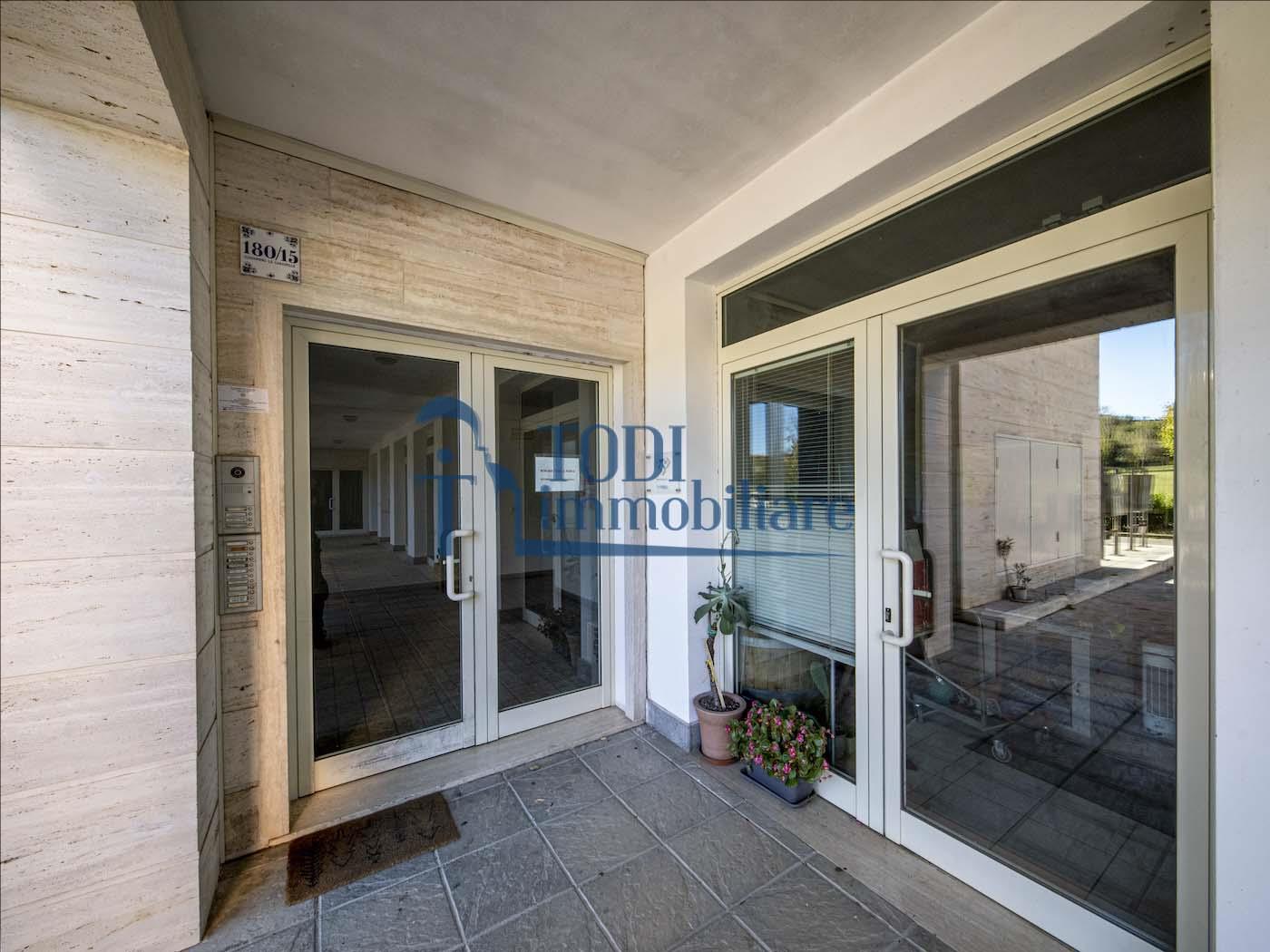 Appartamento con Terrazzo e Garage - Todi Immobiliare