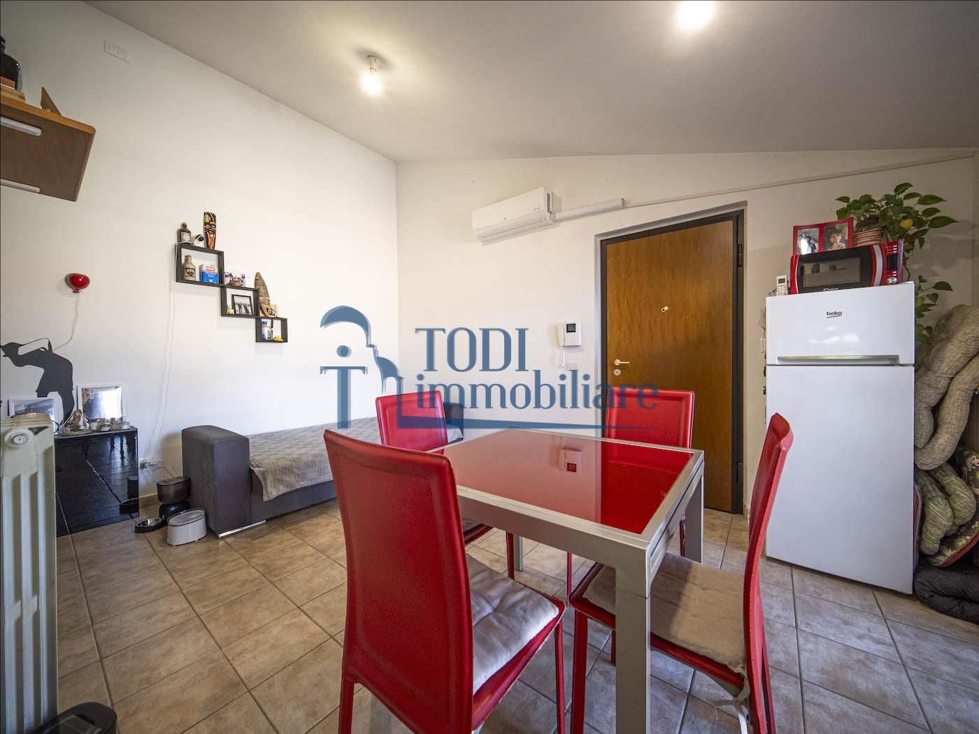 Appartamento con Terrazzo e Garage - Todi Immobiliare