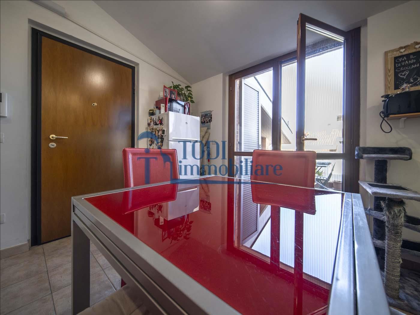 Appartamento con Terrazzo e Garage - Todi Immobiliare