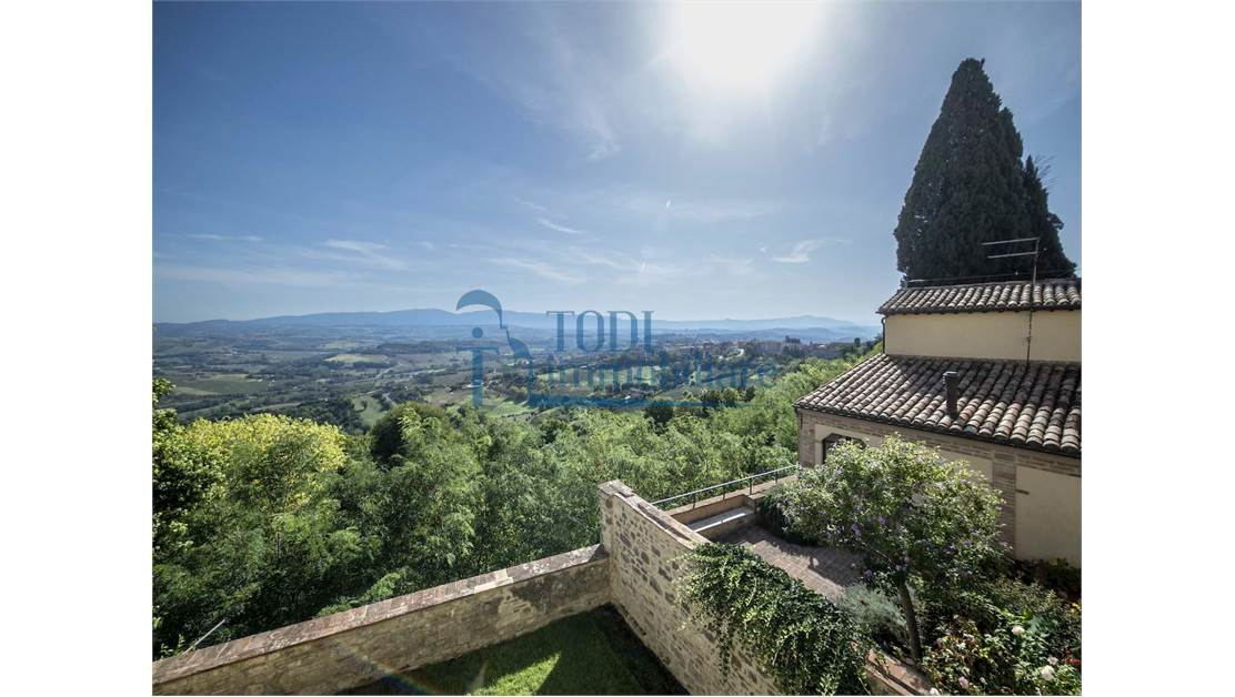 Appartamento in Affitto - Todi Immobiliare