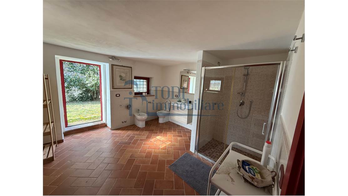 Villa in Pietra 300 mq con 2ha di terreno _ Uliveto _ Piscina - Todi Immobiliare