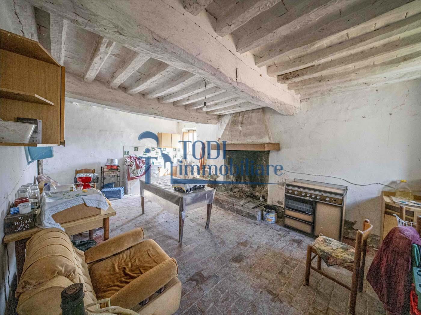 Casa Colonica La Costa - Todi Immobiliare