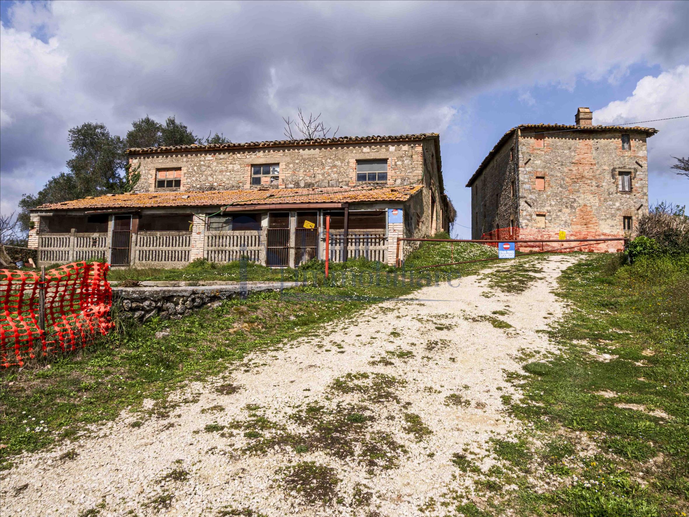 Casa Colonica La Costa - Todi Immobiliare