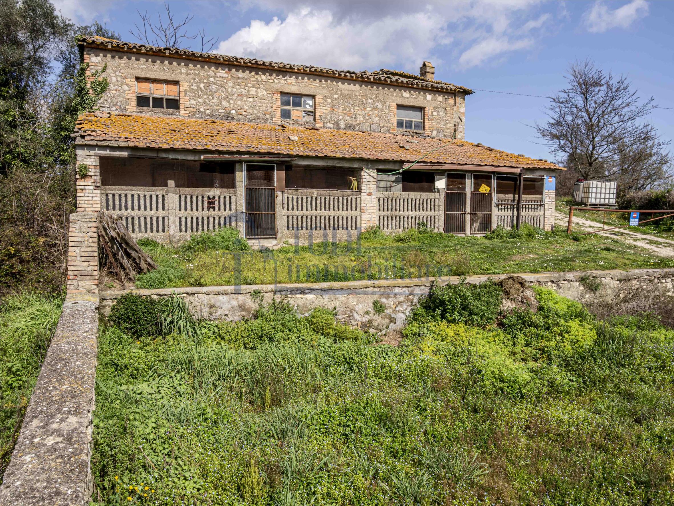 Casa Colonica La Costa - Todi Immobiliare
