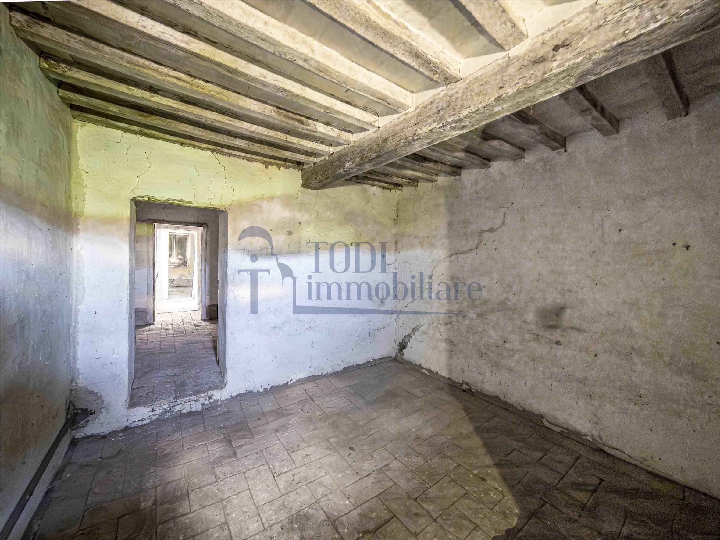 Casa Colonica La Costa - Todi Immobiliare