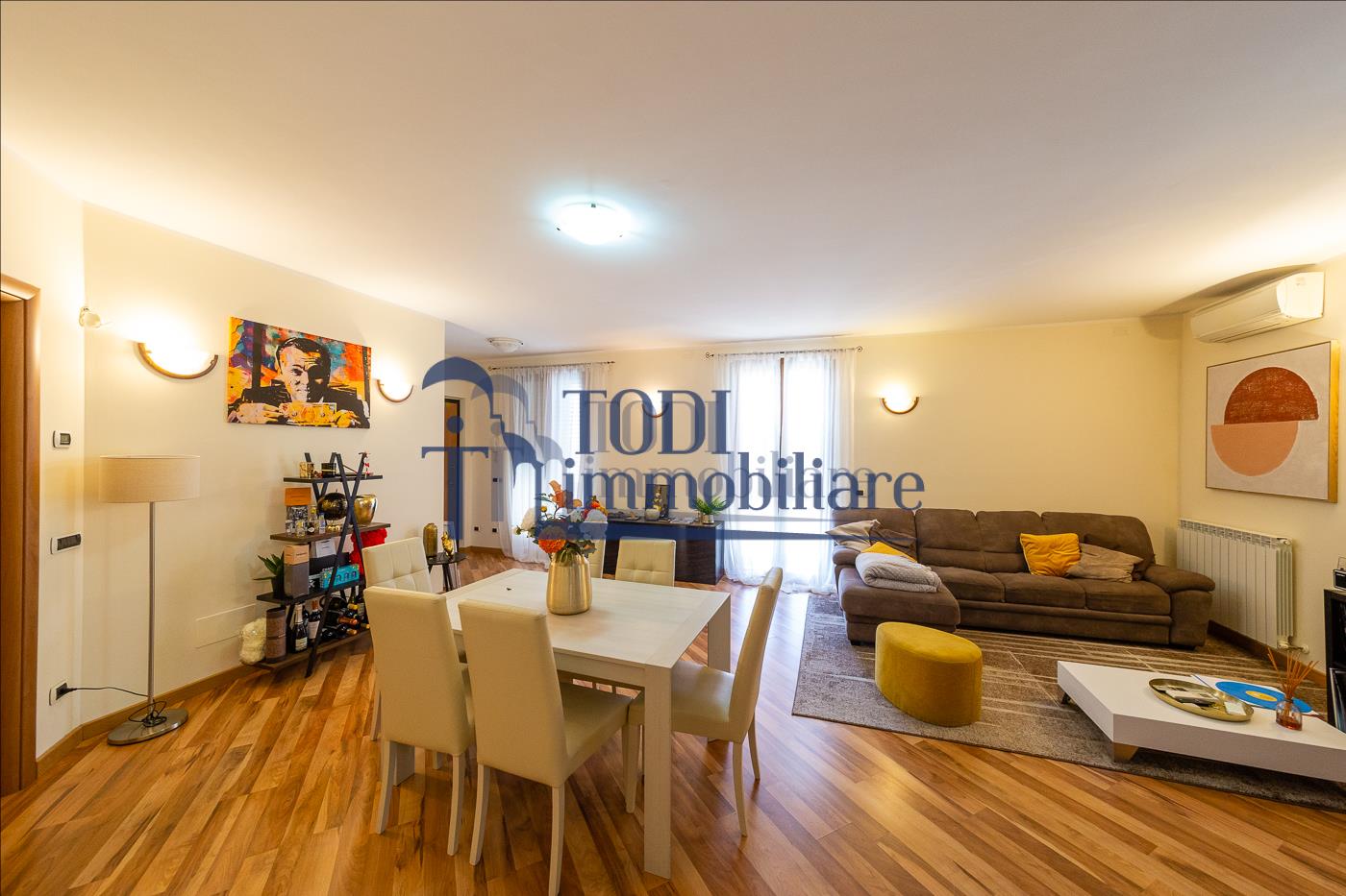 Porzione di Casa in Vendita a Todi (PG) SS79bis 3202 - Todi Immobiliare