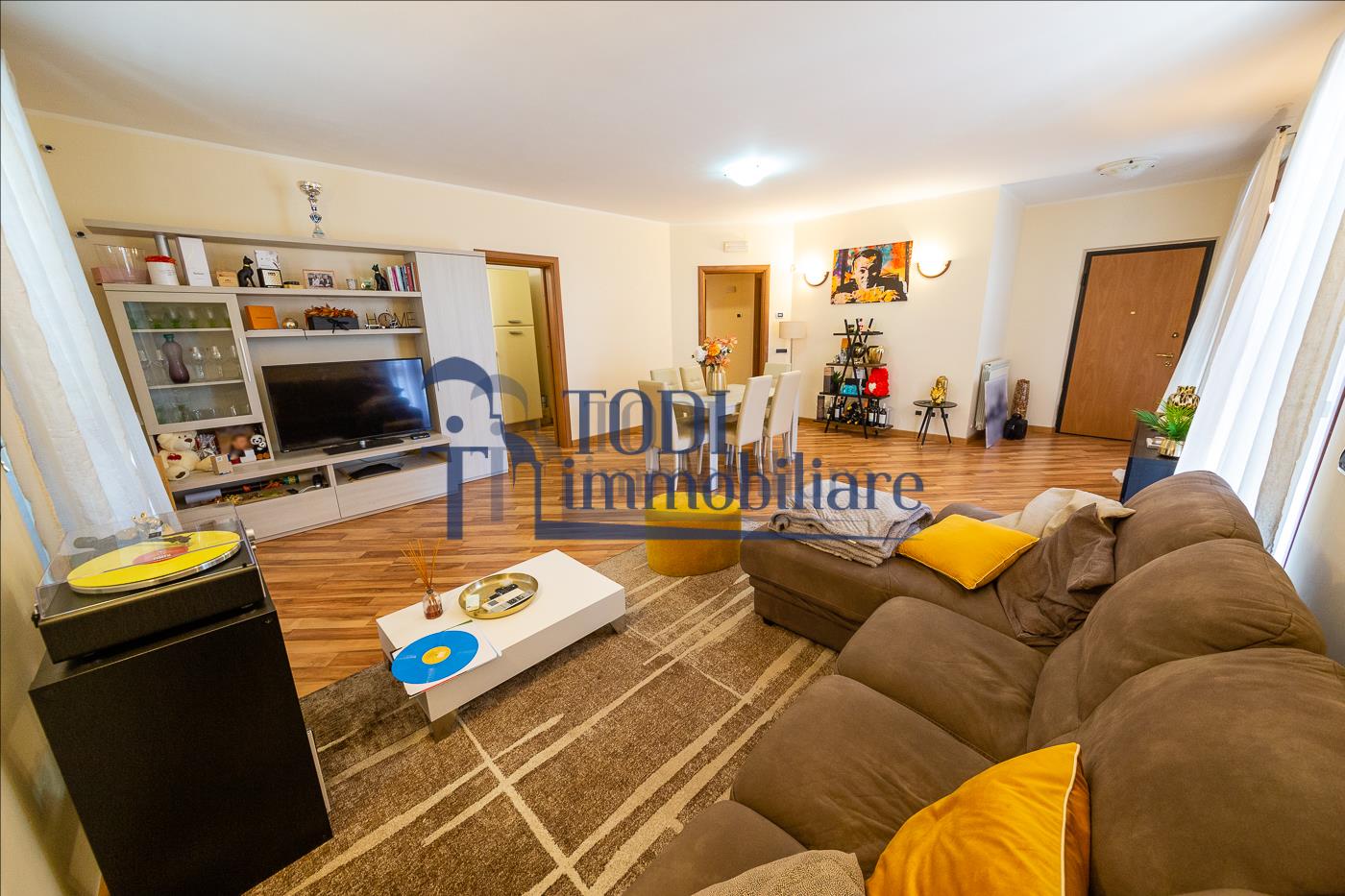 Porzione di Casa in Vendita a Todi (PG) SS79bis 3202 - Todi Immobiliare