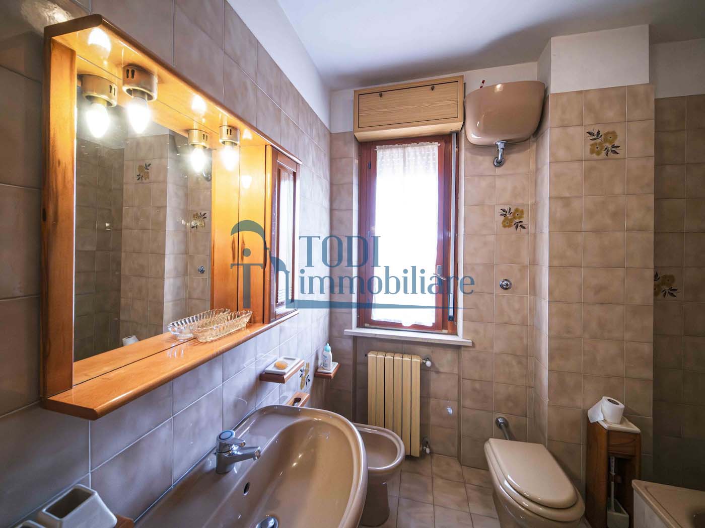 viale del crocefisso, 06059 Todi (PG) - Todi Immobiliare