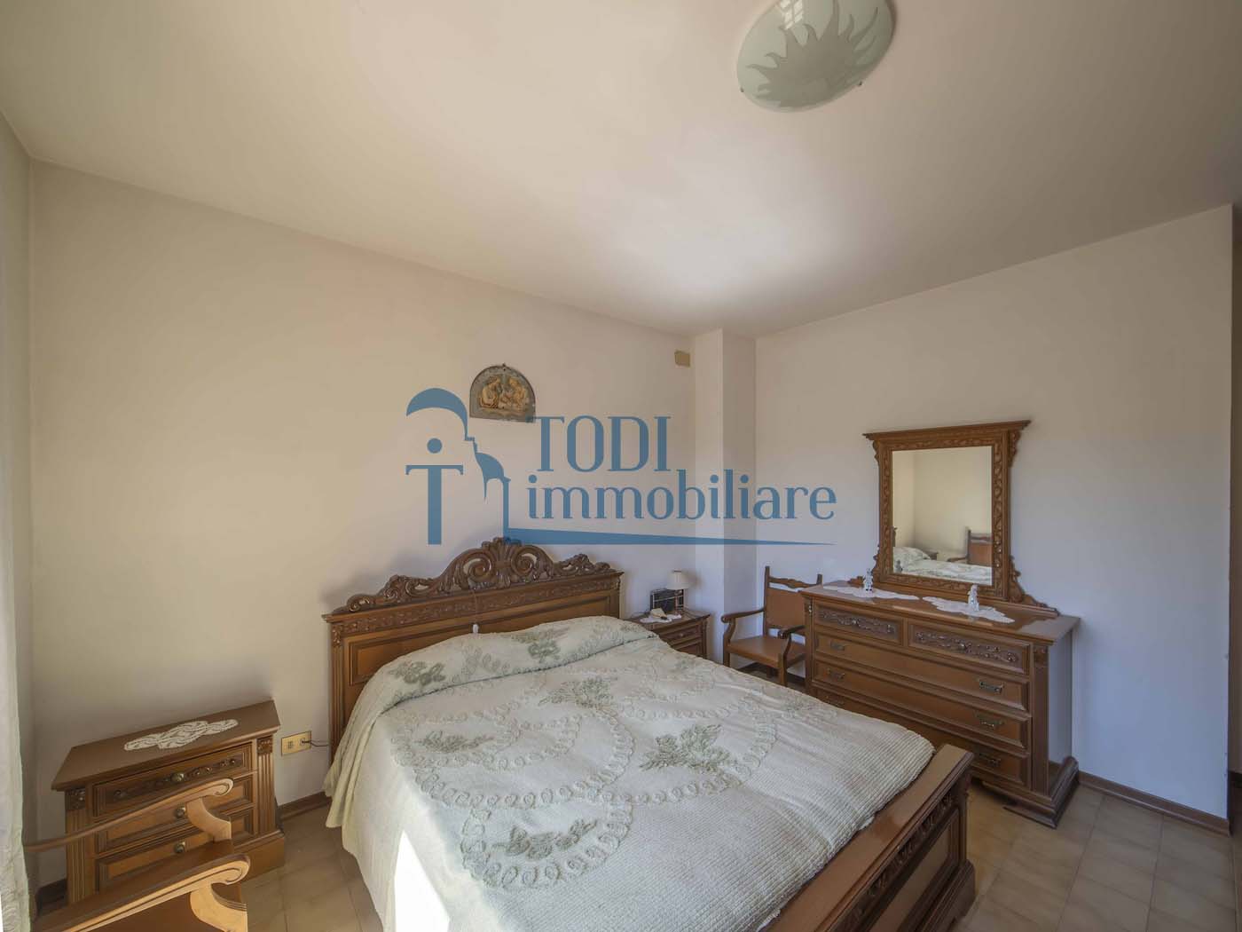 viale del crocefisso, 06059 Todi (PG) - Todi Immobiliare