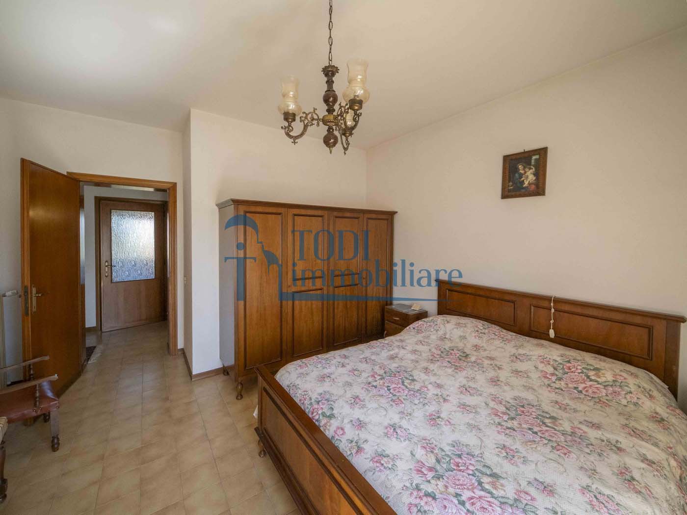 viale del crocefisso, 06059 Todi (PG) - Todi Immobiliare
