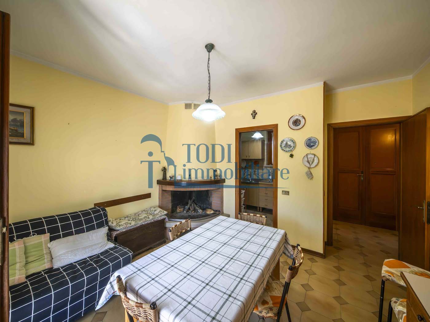 viale del crocefisso, 06059 Todi (PG) - Todi Immobiliare