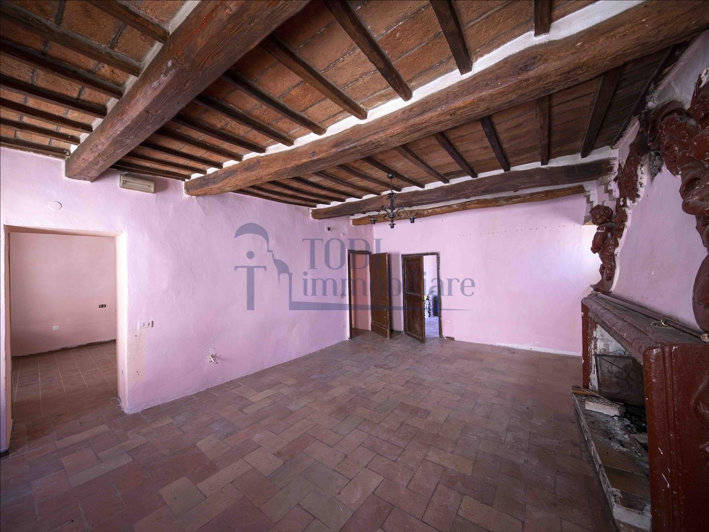 Cielo Terra Da Ristrutturare - Todi Immobiliare