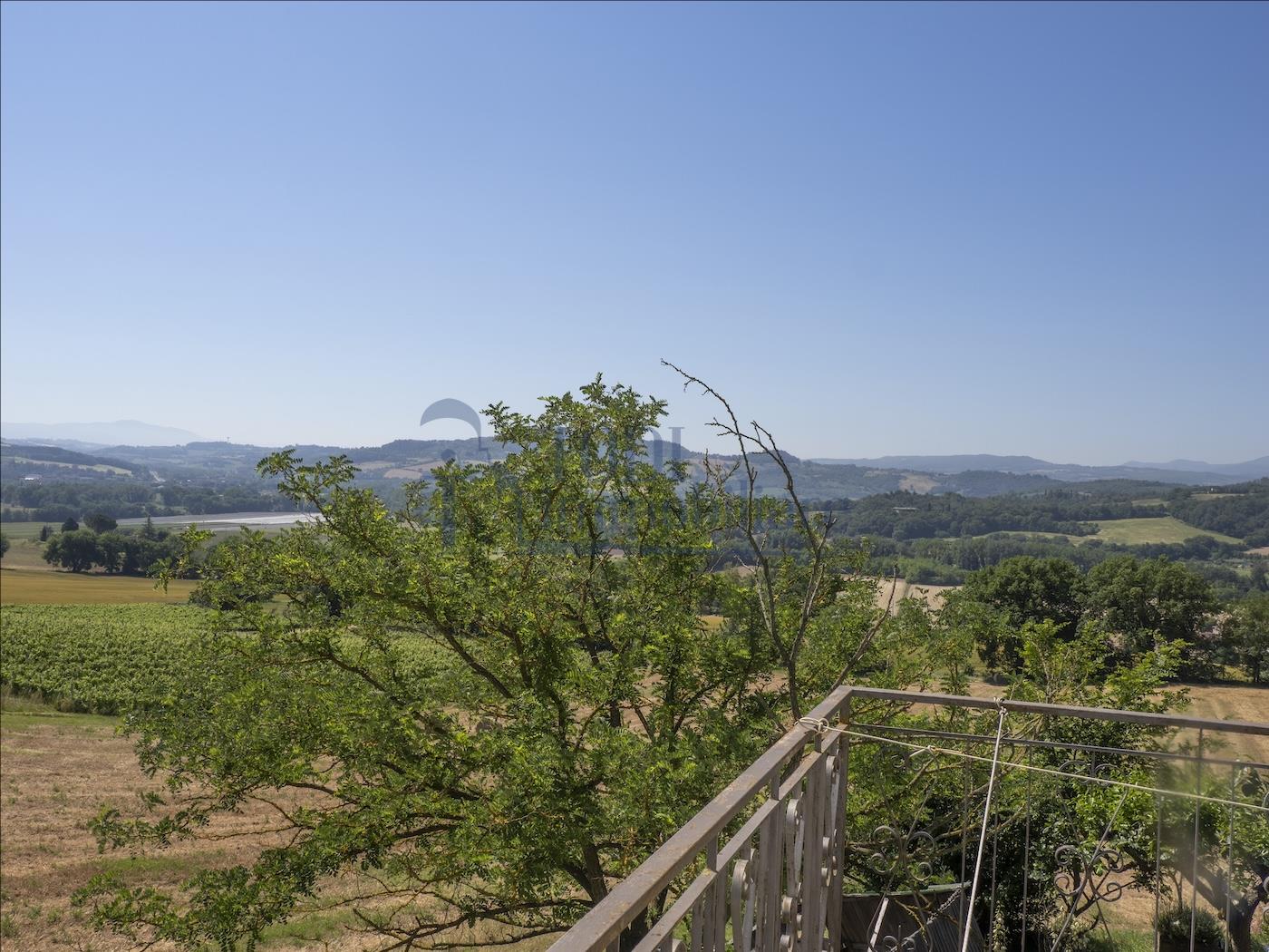 Appartamento con Giardino - Todi Immobiliare