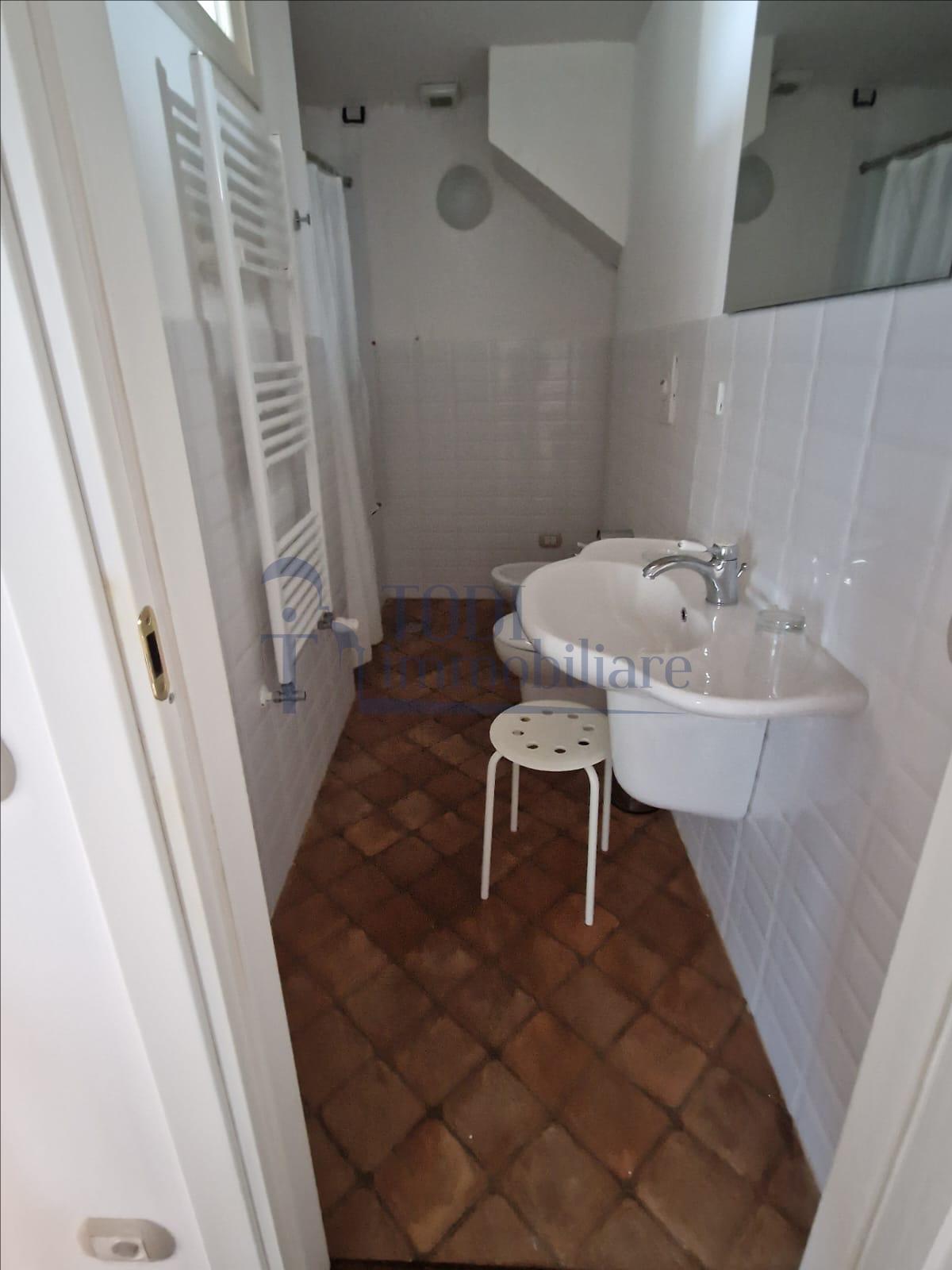 Antico Palazzo in Vendita - Todi Immobiliare