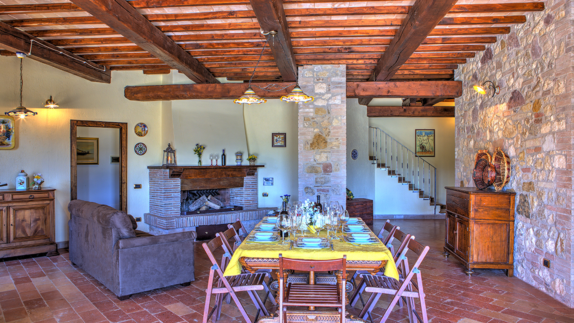 Amelia - Casale ristrutturato 250 mq con Piscina e oliveto - Todi Immobiliare