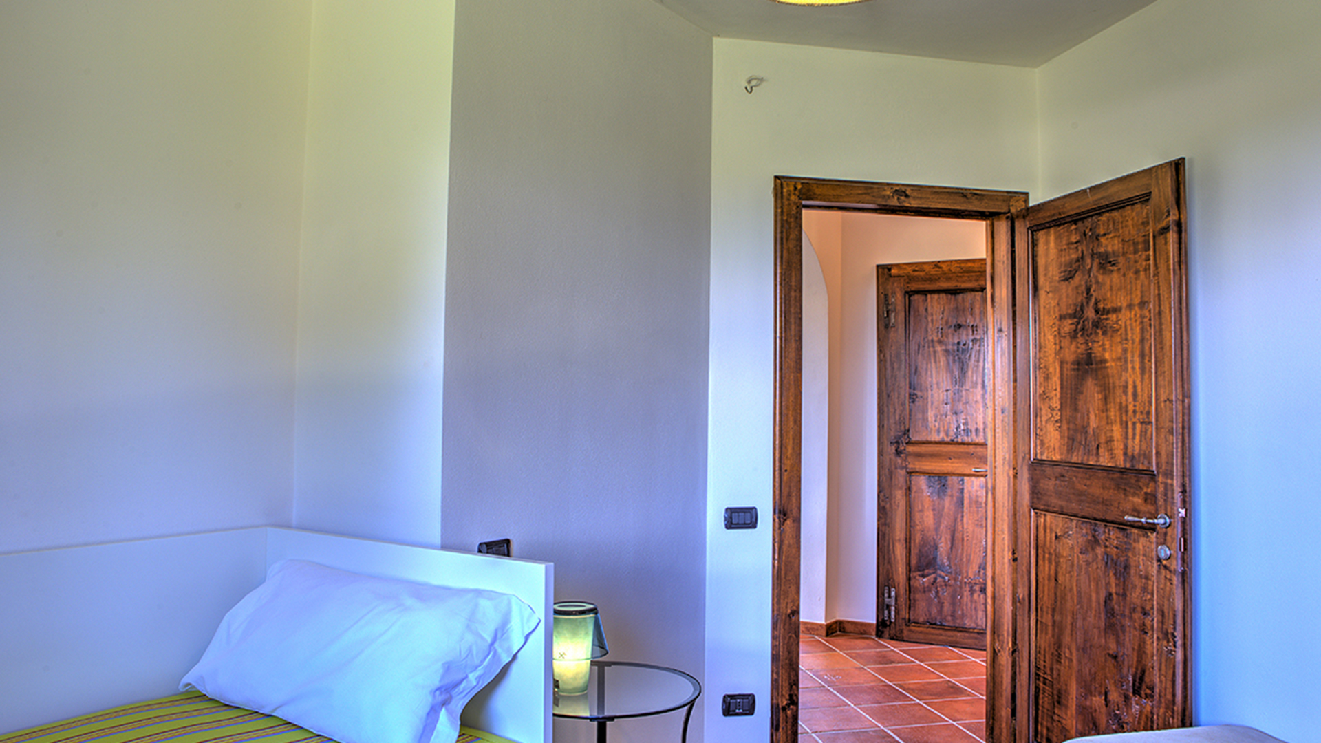 Amelia - Casale ristrutturato 250 mq con Piscina e oliveto - Todi Immobiliare
