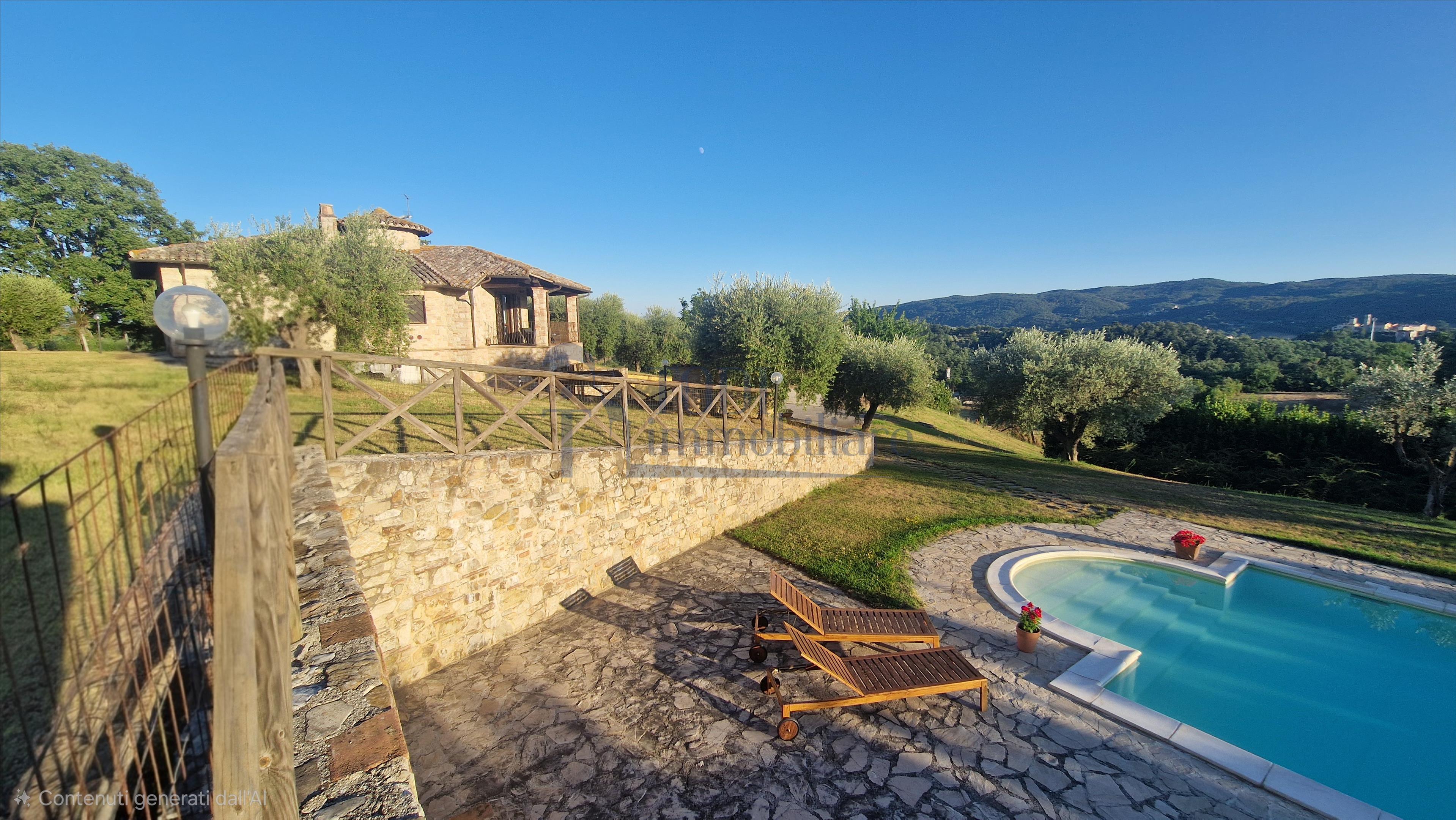 Amelia - Casale ristrutturato 250 mq con Piscina e oliveto - Todi Immobiliare