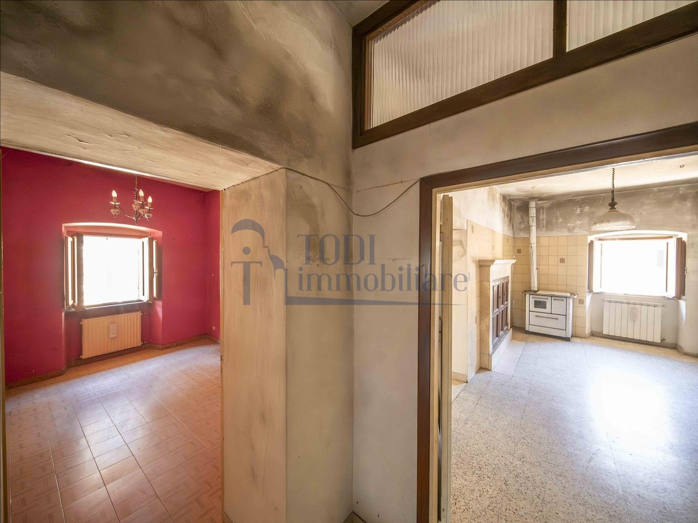Appartamento da Ristrutturare TODI Centro Storico - Todi Immobiliare